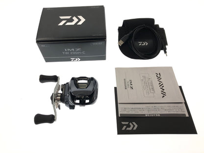 【中古品】 DAIWA ダイワ 24IM Z TW 200H-C ベイトリール 右ハンドル リール 釣り具 釣り具等 134-260818-rt-11-tag 万代Net店
