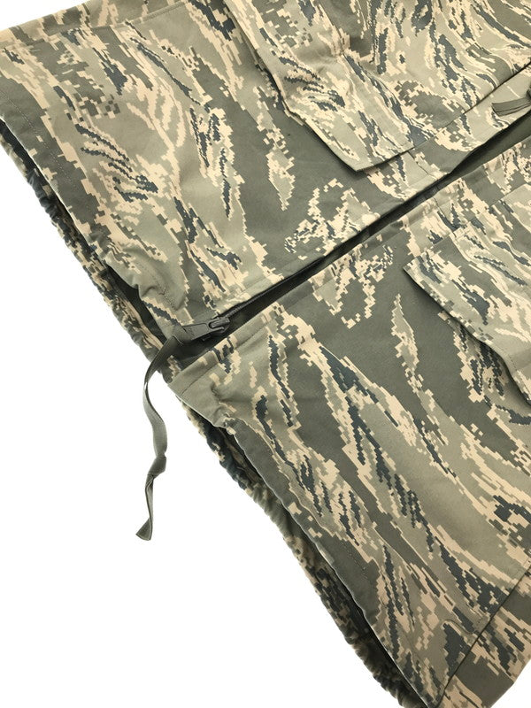 【中古品】【メンズ】 USAF アメリカ空軍 00's GORE-TEX PARKA DEGITAL CAMO 2045370 USA製 ゴアテックス パーカー アウター 146-260826-rt-18-tagh サイズ：S カラー：グリーン 万代Net店