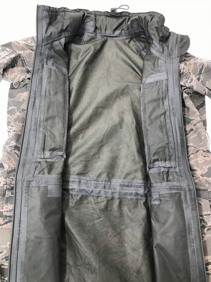 【中古品】【メンズ】 USAF アメリカ空軍 00's GORE-TEX PARKA DEGITAL CAMO 2045370 USA製 ゴアテックス パーカー アウター 146-260826-rt-18-tagh サイズ：S カラー：グリーン 万代Net店