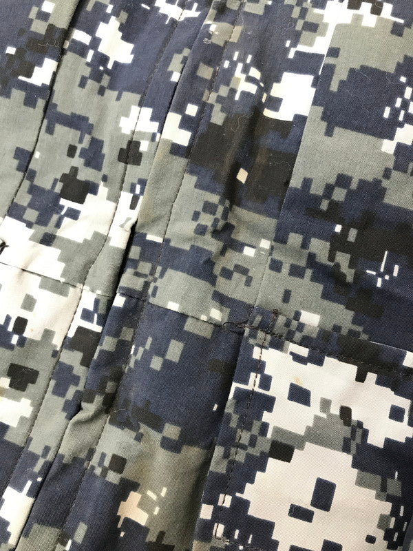 【中古品】【メンズ】 US NAVY アメリカ海軍 GORE-TEX PARKA NAVY DEGITAL CAMO 8415-01-539-9682 ゴアテックス パーカー アウター 146-260826-rt-17-tagh サイズ：M カラー：ネイビー 万代Net店
