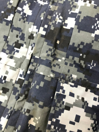 【中古品】【メンズ】 US NAVY アメリカ海軍 GORE-TEX PARKA NAVY DEGITAL CAMO 8415-01-539-9682 ゴアテックス パーカー アウター 146-260826-rt-17-tagh サイズ：M カラー：ネイビー 万代Net店