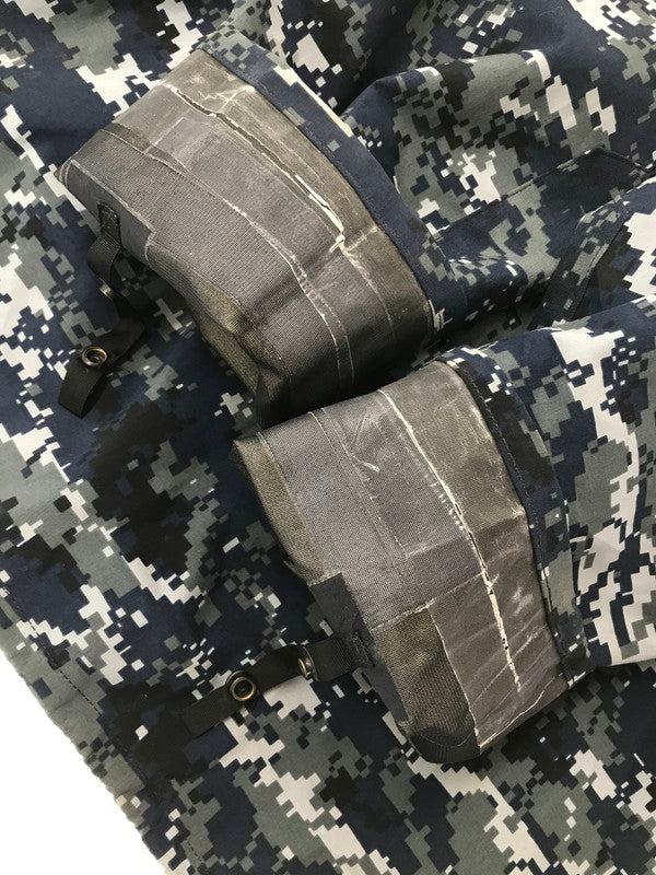 【中古品】【メンズ】 US NAVY アメリカ海軍 GORE-TEX PARKA NAVY DEGITAL CAMO 8415-01-539-9682 ゴアテックス パーカー アウター 146-260826-rt-17-tagh サイズ：M カラー：ネイビー 万代Net店