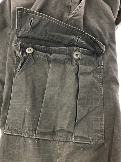【中古品】【メンズ】 US ARMY アメリカ軍 60's CARGO PANTS 8405-935-3305 68年製 SCOVILLジッパー 60年代 カーゴ パンツ ボトムス ヴィンテージ 157-260827-rt-17-tagh サイズ：S カラー：グリーン系 万代Net店