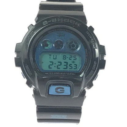 【中古品】【メンズ】 G-SHOCK×STUSSY ジーショック×ステューシー 30週年記念コラボモデル DW-6900ST デジタル クォーツ 腕時計 196-260827-ki-03-tagh カラー：ブラック 万代Net店