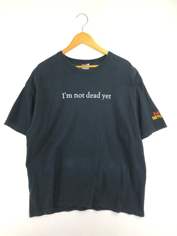 【中古品】【メンズ】 MONTY PYTHON'S モンティ パイソン 00's SPAMALOT I'M NOT DEAD YET T-SHIRT GILDANタグ ショートスリーブTシャツ トップス 146-260823-rt-08-tagh サイズ：XL カラー：ブラック 万代Net店