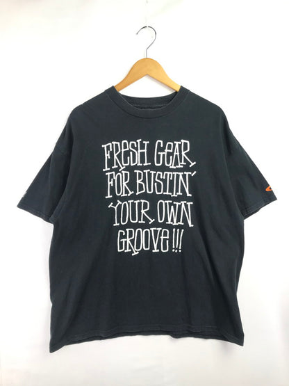 【中古品】【メンズ】 STUSSY ステューシー × GALLERY がルフィ 1950 MESSAGE PRINT T-SHIRT メッセージ プリント Tシャツ トップス 142-260825-rt-11-tagh サイズ：XL カラー：ブラック 万代Net店
