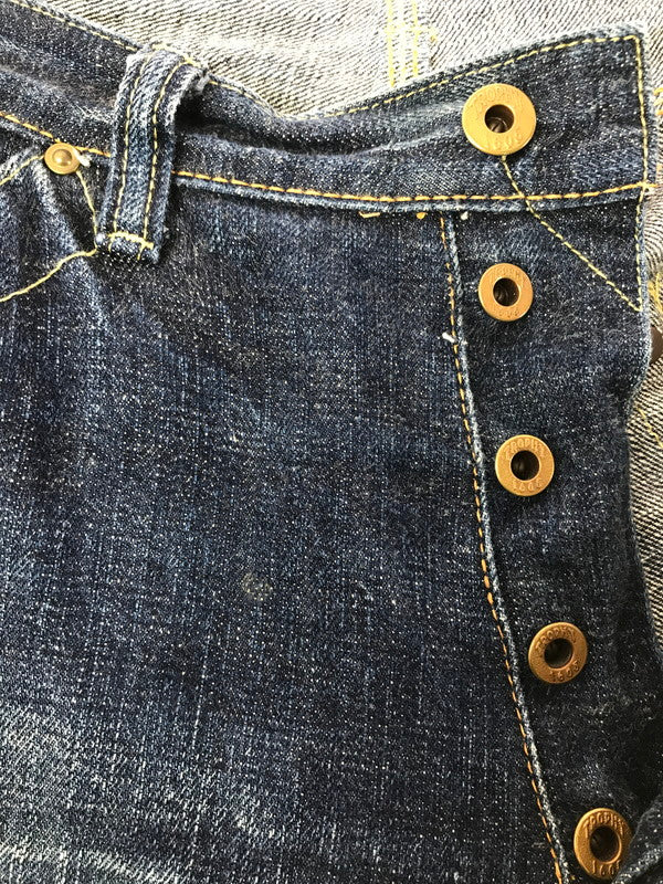 【現状渡し品】【メンズ】 TROPHY CLOTHING トロフィー クロージング W KNEE STANDARD DIRT DENIM PANTS 1605 ダブルニー スタンダード デニム パンツ 156-260829-rt-44-tagh サイズ：32 カラー：インディゴ 万代Net店