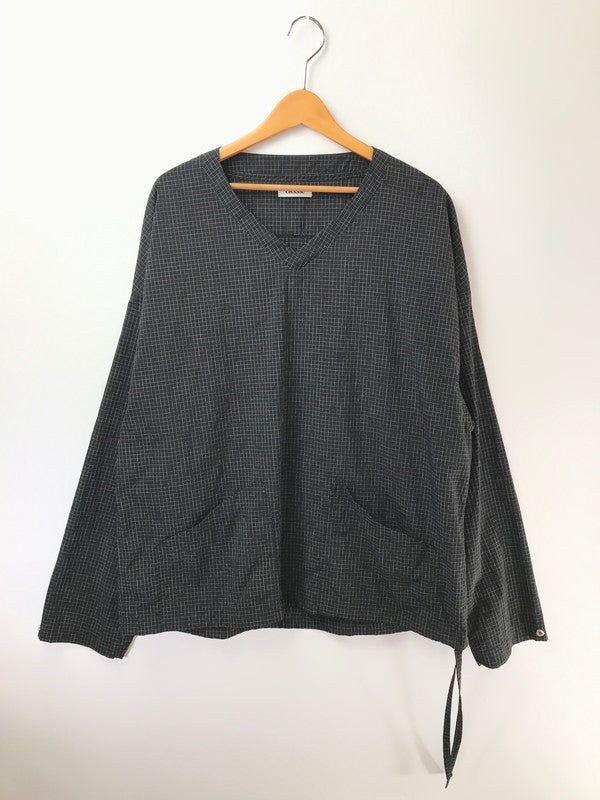 【中古品】【メンズ】 CHASSE チェイス 26SS GEIL-NPP BLACK 26-ナイロン Vネック プルオーバー トップス 140-260826-rt-10-tagh サイズ：2 カラー：ブラック 万代Net店
