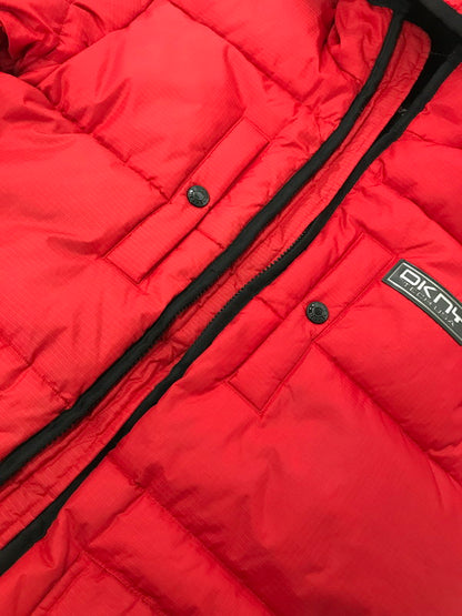 【現状渡し品】【メンズ】 DKNY ACTIVE ダナキャラン ニューヨーク 90's HOODED DOWN JACKET 90年代 フーデッド ダウンジャケット アウター 146-260826-rt-20-tagh サイズ：XS カラー：レッド 万代Net店