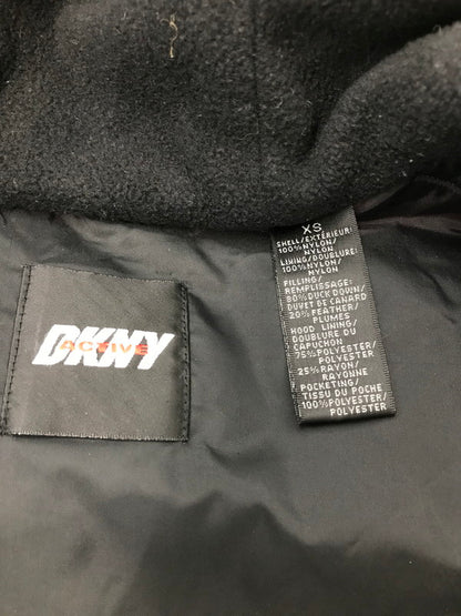 【現状渡し品】【メンズ】 DKNY ACTIVE ダナキャラン ニューヨーク 90's HOODED DOWN JACKET 90年代 フーデッド ダウンジャケット アウター 146-260826-rt-20-tagh サイズ：XS カラー：レッド 万代Net店