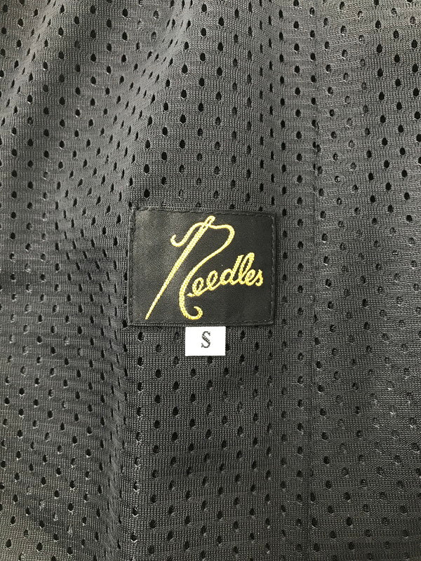 【中古品】【メンズ】 NEEDLES ニードルス H.D. NYLON TRACK SHORTS CHARCOAL SX1651 ナイロン トラック ショートパンツ ボトムス 151-260829-rt-33-tagh サイズ：S カラー：チャコール 万代Net店