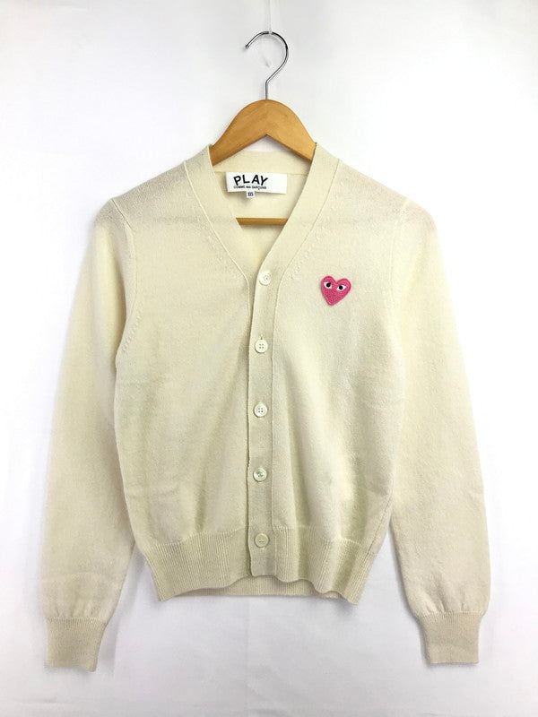 【中古品】【レディース】 PLAY COMME DES GARCONS プレイコムデギャルソン PINK HEART CARDIGAN AX-N099 AD2026 ピンクハートカーディガン 168-260830-su-01-tagh サイズ：XXS カラー：ナチュラルカラー 万代Net店