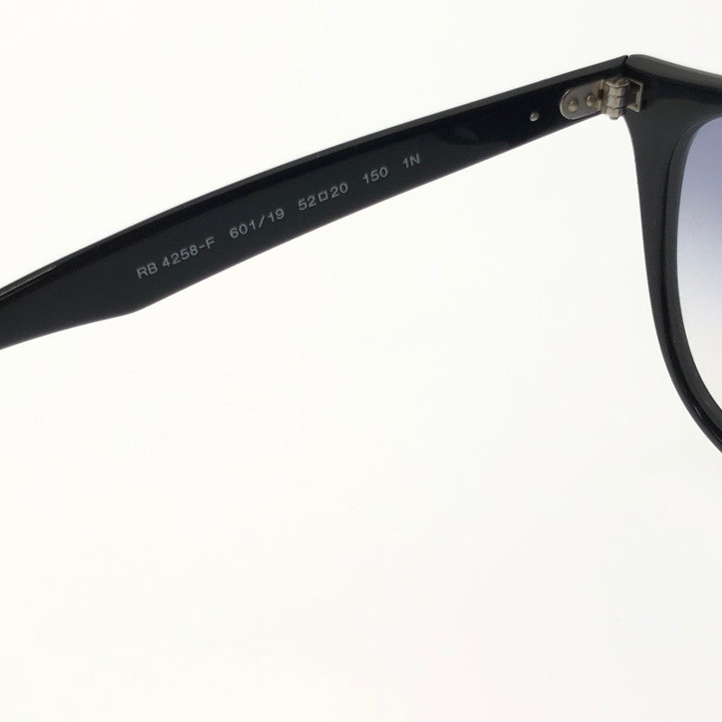 【中古品】【メンズ】 RAY-BAN レイバン SUNGLASSES BLUE RB4258F サングラス アイウェア アクセサリー 203-260912-rt-20-tagh サイズ：52ロ20 150 カラー：ブラック／ブルー 万代Net店