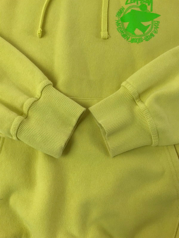 【中古品】【メンズ】 STUSSY ステューシー BEACH ROOTS HOODIE YELLOW 1924800 ビーチ ルーツ フーディー パーカー トップス 142-260906-rt-06-tagh サイズ：L カラー：イエロー 万代Net店