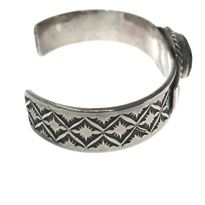 【現状渡し品】【メンズ】 USED TURQUOISE STAMP WORK BANGLE ターコイズ スタンプ ワーク バングル アクセサリー 191-260907-na-10-tagh カラー：シルバー 万代Net店