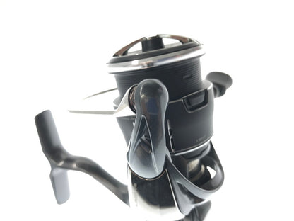 【中古品】 DAIWA ダイワ 24 LUVIAS 24 ルビアス ST SF2500SS-H スピニングリール 釣り 釣り具等 134-261014-rt-08-tagh 万代Net店