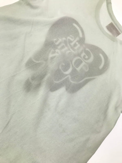 【中古品】【メンズ】 GIRLS DON'T CRY ガールズドントクライ × EMOTIONALLY UNAVAILABLE エモーショナリーアンアベイラブル S/S HEART GRAPHIC TEE ハート グラフィック Tシャツ 142-260915-na-11-tagh サイズ：M カラー：ホワイト 万代Net店