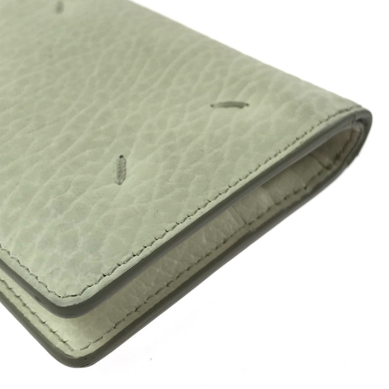 【現状渡し品】【メンズ】 MAISON MARGIELA メゾン マルジェラ FOUR STITCHES BI-FOLD WALLET S56UI0140 P4455 フォーステッチ バイフォールド ウォレット 二つ折り財布 181-261013-na-21-tagh カラー：ホワイト 万代Net店