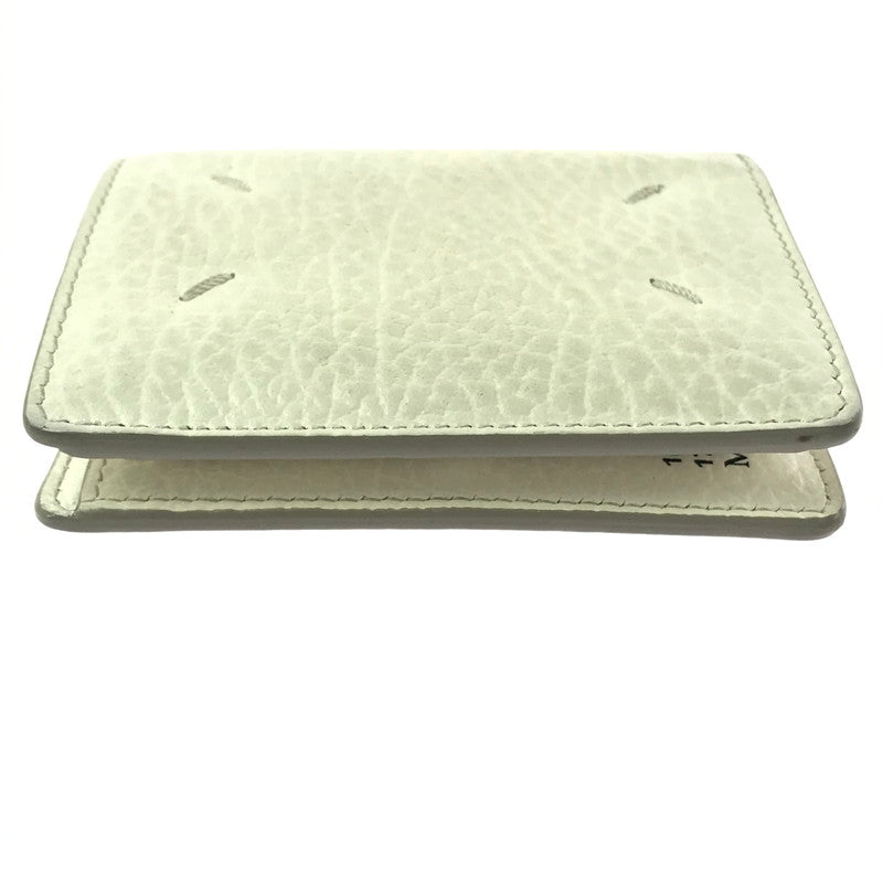 【現状渡し品】【メンズ】 MAISON MARGIELA メゾン マルジェラ FOUR STITCHES BI-FOLD WALLET S56UI0140 P4455 フォーステッチ バイフォールド ウォレット 二つ折り財布 181-261013-na-21-tagh カラー：ホワイト 万代Net店