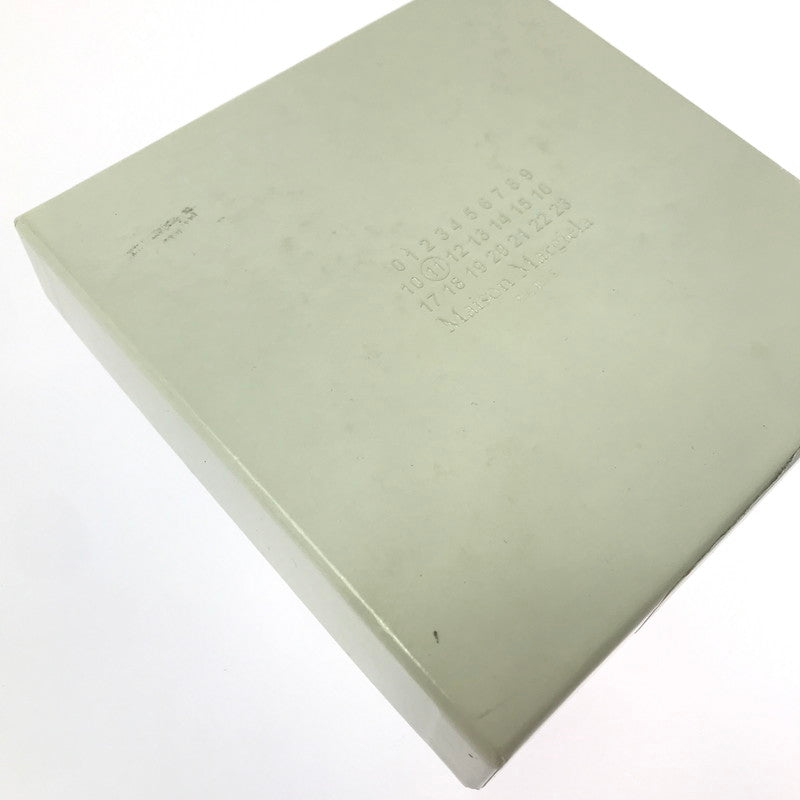 【現状渡し品】【メンズ】 MAISON MARGIELA メゾン マルジェラ FOUR STITCHES BI-FOLD WALLET S56UI0140 P4455 フォーステッチ バイフォールド ウォレット 二つ折り財布 181-261013-na-21-tagh カラー：ホワイト 万代Net店