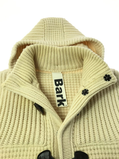【中古品】【メンズ】 BARK バーク KNIT DUFFEL COAT 001316178-0006 ニット ダッフル コート アウター 141-261027-ty-12-tagh サイズ：XL カラー：ホワイト 万代Net店