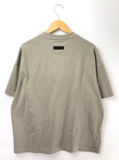 【中古品】【メンズ】 FOG ESSENTIALS フィアオブゴッド エッセンシャルズ LOGO PRINT TEE ロゴ プリント Tシャツ 半袖Tシャツ 142-260919-na-01-tagh サイズ：XXS カラー：ベージュ系 万代Net店