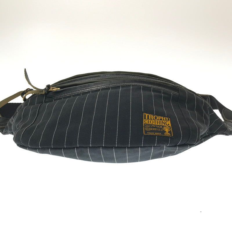 【現状渡し品】【メンズ】 TROPHY CLOTHING トロフィークロージング BODY BAG ボディバッグ カバン 188-261017-na-07-tagh カラー：ネイビー 万代Net店