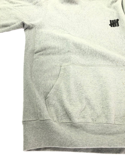 【中古品】【メンズ】 UNDEFEATED アンディフィーテッド LOGO PRINT HOODED SWEATSHIRT 191077010007 ロゴ プリント フーディー スウェットシャツ トレーナー 142-261001-na-15-tagh サイズ：XL カラー：グレー 万代Net店