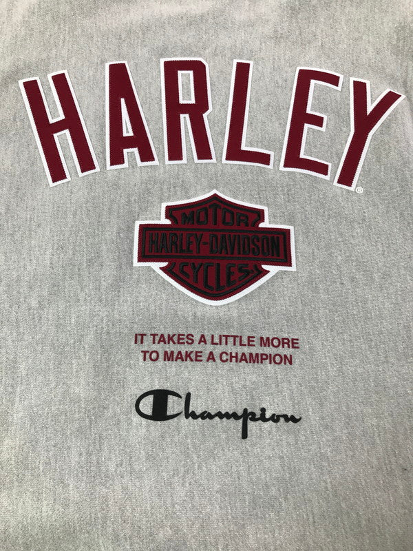 【中古品】【メンズ】 CHAMPION チャンピオン×HARLEY DAVIDSON ハーレーダビッドソン CREWNECK SWEATSHIRT GF70 クルーネック スウェットシャツ トレーナー 145-260925-na-19-tagh サイズ：M カラー：グレー 万代Net店