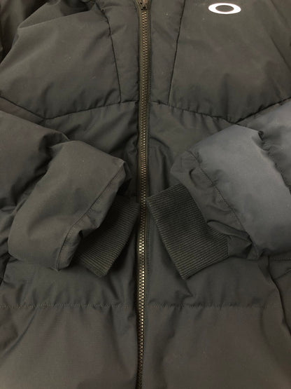 【現状渡し品】【メンズ】 OAKLEY オークリー HOODED DOWN JACKET BLACK FOA404687 フーデッド ダウン ジャケット アウター 148-260926-rt-29-tagh サイズ：L カラー：ブラック 万代Net店