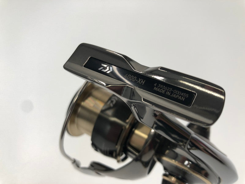 【中古美品】 DAIWA ダイワ EXIST LT4000-XH イグジスト LT4000-XH 20th Anniversary スピニングリール 釣り 釣り具等 134-260923-rt-04-tagh 万代Net店