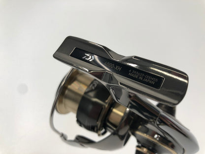 【中古美品】 DAIWA ダイワ EXIST LT4000-XH イグジスト LT4000-XH 20th Anniversary スピニングリール 釣り 釣り具等 134-260923-rt-04-tagh 万代Net店
