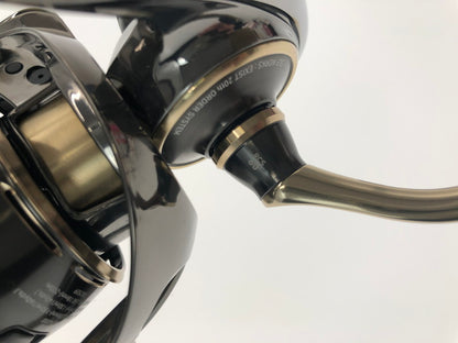 【中古美品】 DAIWA ダイワ EXIST LT4000-XH イグジスト LT4000-XH 20th Anniversary スピニングリール 釣り 釣り具等 134-260923-rt-04-tagh 万代Net店