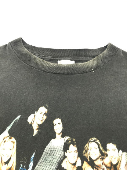 【中古美品】【メンズ】 SAINT MICHAEL セント マイケル × FRIENDS フレンズ 25SS FRD S/S TEE CHARCOAL SM-HR8-0000-C56 ショートスリーブ Tシャツ トップス 142-260924-rt-05-tagh サイズ：XXL カラー：チャコール 万代Net店