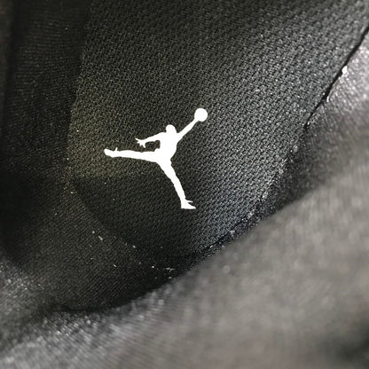 【中古美品】【レディース】 NIKE ナイキ WMNS AIR JORDAN 1 MID DV0991-101 ウィメンズ エアジョーダン 1 ミッド スニーカー 靴 166-260925-na-35-tagh サイズ：25.5cm US 8.5 カラー：WHITE/BLACK-WHITE 万代Net店