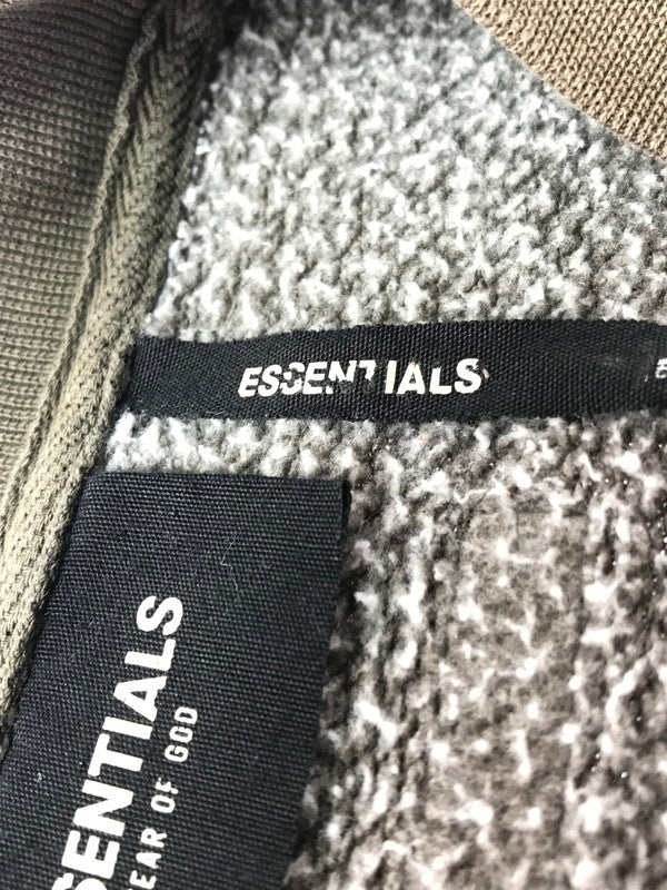 【中古品】【メンズ】 ESSENTIALS FEAR OF GOD エッセンシャルズ フィア オブ ゴッド CREW NECK SWEATSHIRT クルーネック スウェット シャツ トレーナー 142-260924-rt-11-tagh サイズ：S カラー：カーキ 万代Net店