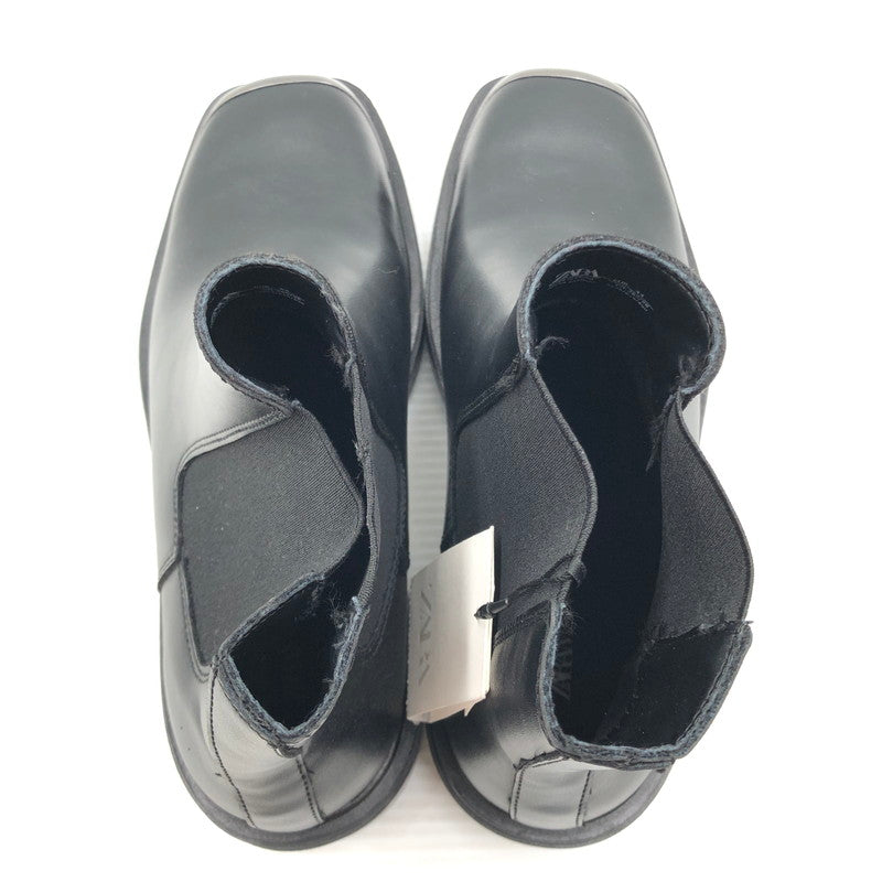 【中古品】【メンズ】 ZARA ザラ CHELSEA BOOTS WITH METAL DETAIL メタリックディテール チェルシーブーツ 靴 163-261005-na-58-tagh サイズ：44 カラー：BLACK 万代Net店