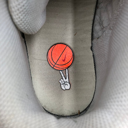 【中古品】【メンズ】 NIKE ナイキ AIR MORE UPTEMPO HOOPS SNEAKER DX3360-001エア モア アップテンポ フープス スニーカー 靴 160-261006-ty-01-tag サイズ：25cm/US7Y カラー：フォトンダスト 万代Net店