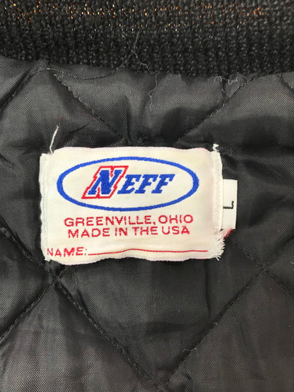 【現状渡し品】【メンズ】 NEFF ネフ 90's VARSITY JACKET BLACK YELLOW USA製 90年代 バーシティー ジャケット アウター 146-261002-rt-28-tagh サイズ：L カラー：ブラック 万代Net店