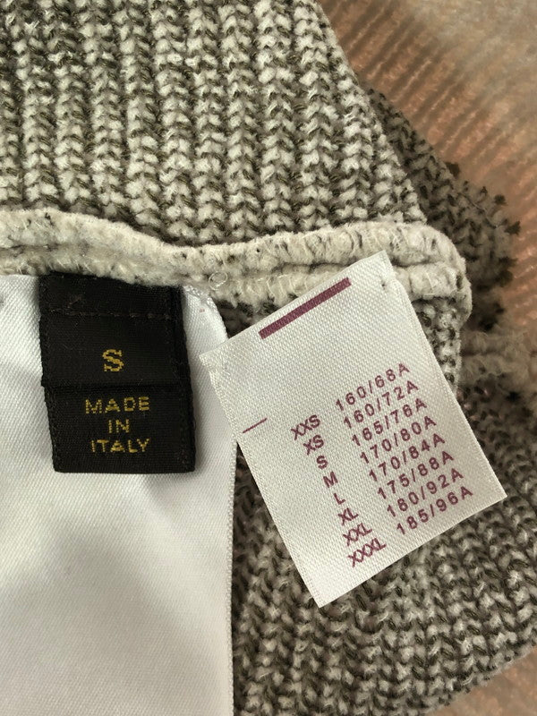 【中古品】【メンズ】 LOUIS VUITTON ルイ・ヴィトン LV BUTTON KNIT SWEATER エルブイ ボタン ニット セーター 179-260930-ty-05-tagh サイズ：S カラー：ベージュ 万代Net店