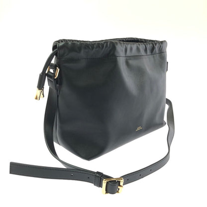 【中古品】【メンズ】 A.P.C. アーペーセー FAUX LEATHER SHOULDER BAG フォー レザー ショルダー バッグ 鞄 188-261015-ty-06-tagh カラー：ブラック 万代Net店