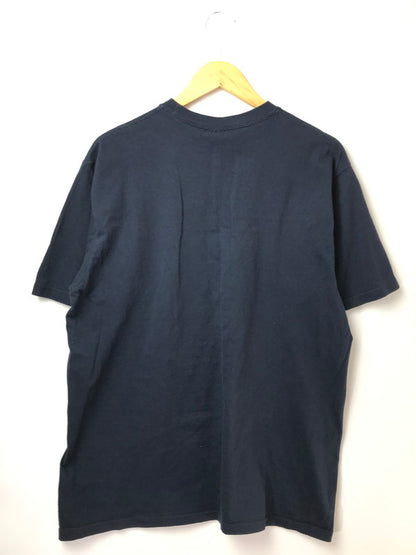 【中古品】【メンズ】 SUPREME シュプリーム × KAWS カウズ 21SS CHALK LOGO TEE NAVY チョーク ロゴ Tシャツ 半袖Tシャツ トップス 149-261001-rt-04-tagh サイズ：L カラー：ネイビー 万代Net店