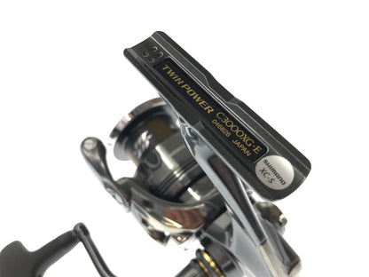 【中古美品】 SHIMANO シマノ 24 TWIN POWER C3000XG 24ツインパワー スピニングリール 釣り 釣り具等 134-261006-na-33-tagh 万代Net店