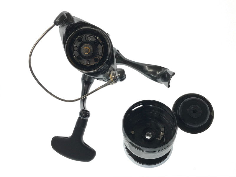 【中古美品】 SHIMANO シマノ 24 TWIN POWER C3000XG 24ツインパワー スピニングリール 釣り 釣り具等 134-261006-na-33-tagh 万代Net店