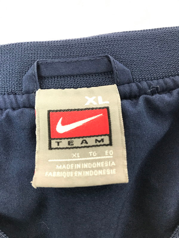 【中古品】【メンズ】 NIKE TEAM ナイキ チーム SAUGUS NYLON PULL OVER 243397 ソーガス ナイロン プルオーバー 146-261009-ty-11-tagh サイズ：XL カラー：ネイビー 万代Net店