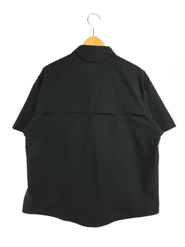 【中古美品】【メンズ】 GOLDWIN 0 ゴールドウィン ゼロ SS ASYMMETRIC CAMP SHIRT BLACK GZ55103 アシンメトリック キャンプシャツ 半袖シャツ トップス 144-261002-rt-03-tagh サイズ：2 カラー：ブラック 万代Net店