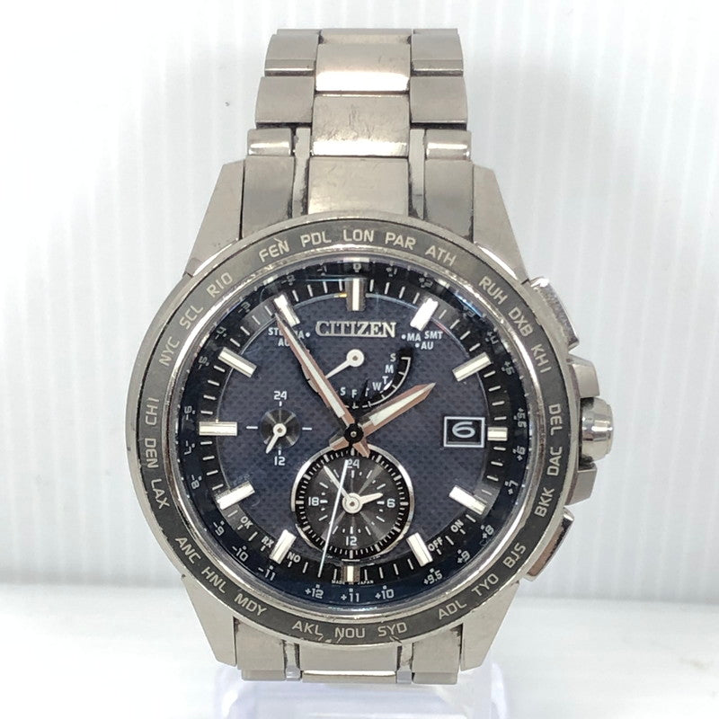 【現状渡し品】【メンズ】 CITIZEN シチズン ATTESA ECODRIVE H820-T021182 エコドライブ アテッサ 腕時計 197-261007-na-15-tagh カラー：シルバー/ネイビー 万代Net店
