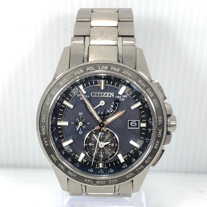 【現状渡し品】【メンズ】 CITIZEN シチズン ATTESA ECODRIVE H820-T021182 エコドライブ アテッサ 腕時計 197-261007-na-15-tagh カラー：シルバー/ネイビー 万代Net店