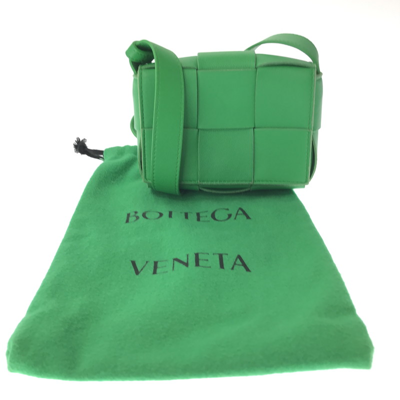 【中古品】【レディース】 BOTTEGA VENETA ボッテガ ヴェネッタ MAXI INTRECCIATO CANDY CASSETTE マキシイントレチャート キャンディ カセット ショルダーバッグ 180-261016-rt-04-tagh カラー：グリーン 万代Net店