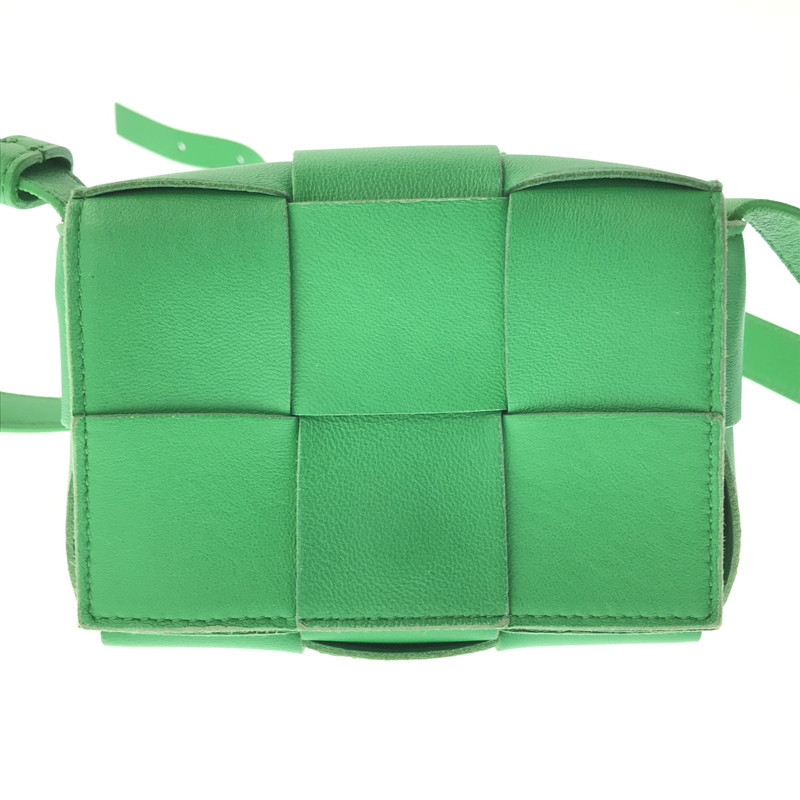 【中古品】【レディース】 BOTTEGA VENETA ボッテガ ヴェネッタ MAXI INTRECCIATO CANDY CASSETTE マキシイントレチャート キャンディ カセット ショルダーバッグ 180-261016-rt-04-tagh カラー：グリーン 万代Net店